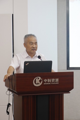 集團董事長、黨總支書記張平講話.JPG 集團董事長、黨總支書記張平講話.JPG