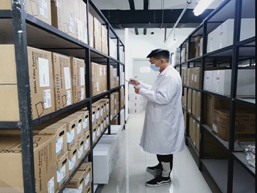 北京終端倉(cāng)儲(chǔ):每周進(jìn)行庫(kù)房盤點(diǎn).jpg 北京終端倉(cāng)儲(chǔ):每周進(jìn)行庫(kù)房盤點(diǎn).jpg